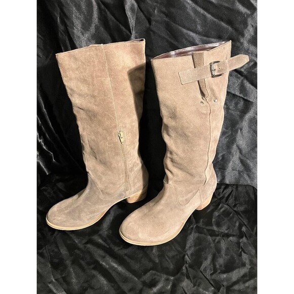 Torrid Shoes - Women's TORRID KNEE HIGH Cowgirl WESTERN BOOTS Tan/Beige Medium Width Size 6